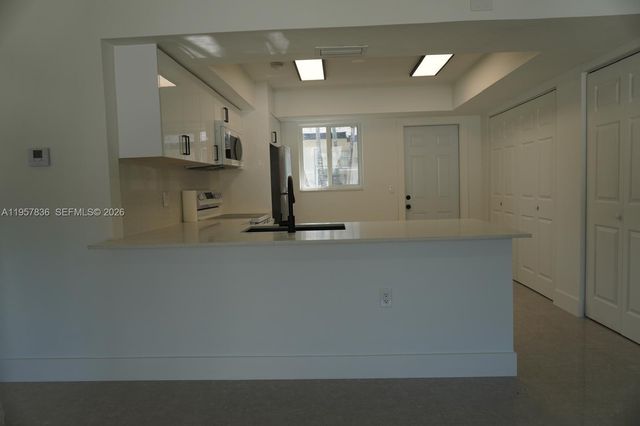 25420 SW 107th Ct 25420, Homestead, FL 33032