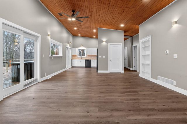 7946 Wright Road, Niles, MI 49120