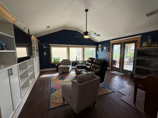 2003 Millhouse Road, Houston, TX 77073