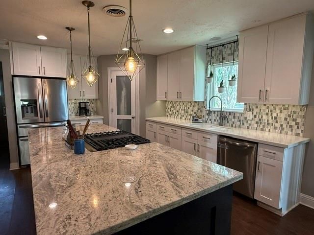 2003 Millhouse Road, Houston, TX 77073