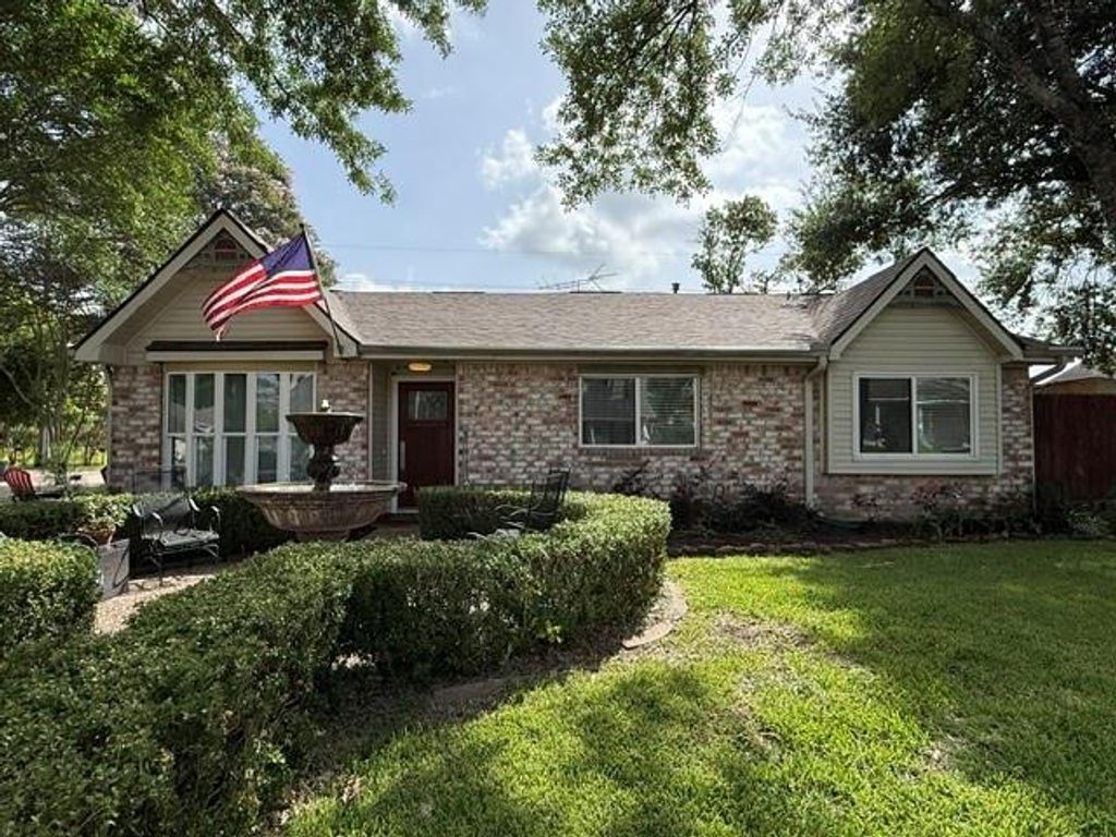 2003 Millhouse Road, Houston, TX 77073