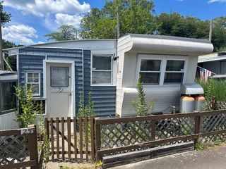 2981 Acushnet Avenue, New Bedford, MA 01730