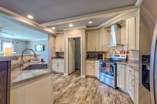 42 Jones Creek Road, Blairsville, GA 30512