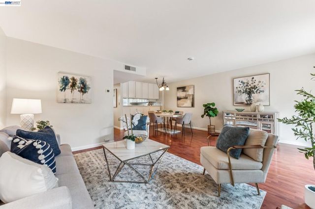 1130 Fontana Drive, Alameda, CA 94502