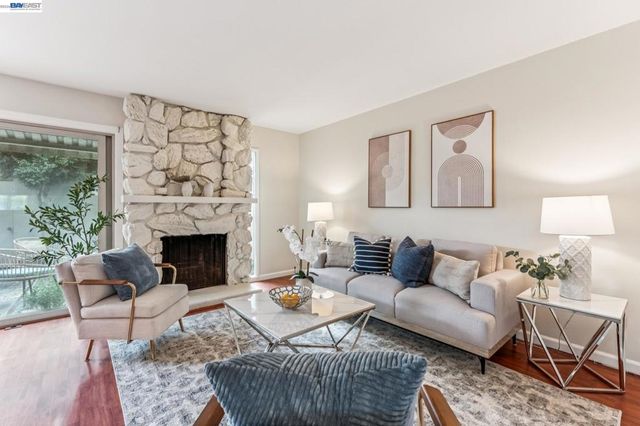 1130 Fontana Drive, Alameda, CA 94502