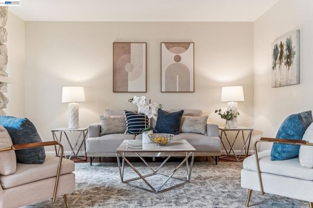 1130 Fontana Drive, Alameda, CA 94502