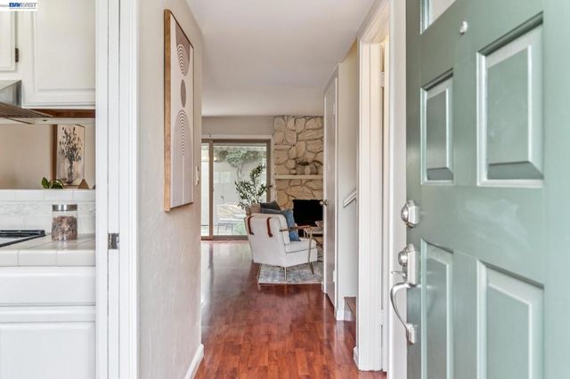 1130 Fontana Drive, Alameda, CA 94502