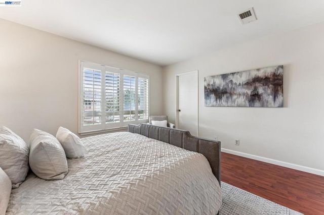 1130 Fontana Drive, Alameda, CA 94502