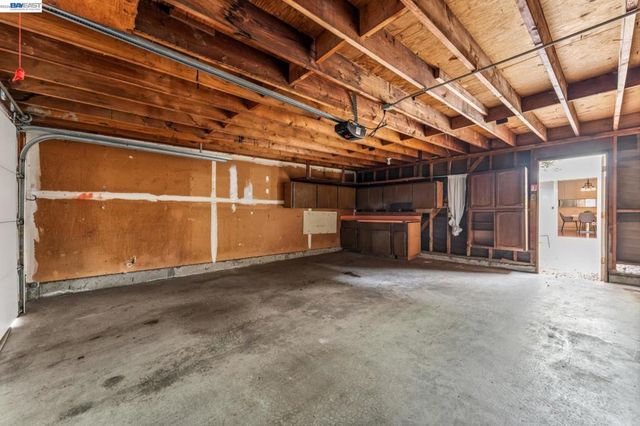 1130 Fontana Drive, Alameda, CA 94502