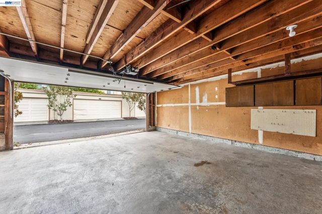 1130 Fontana Drive, Alameda, CA 94502