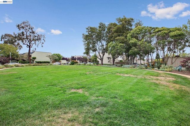 1130 Fontana Drive, Alameda, CA 94502
