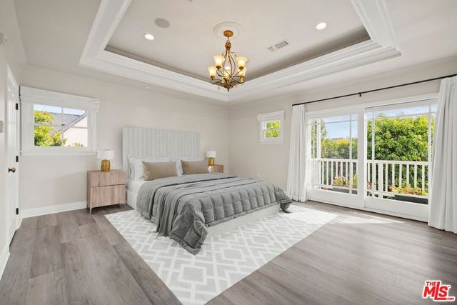 735 Thayer Avenue, Los Angeles, CA 90024