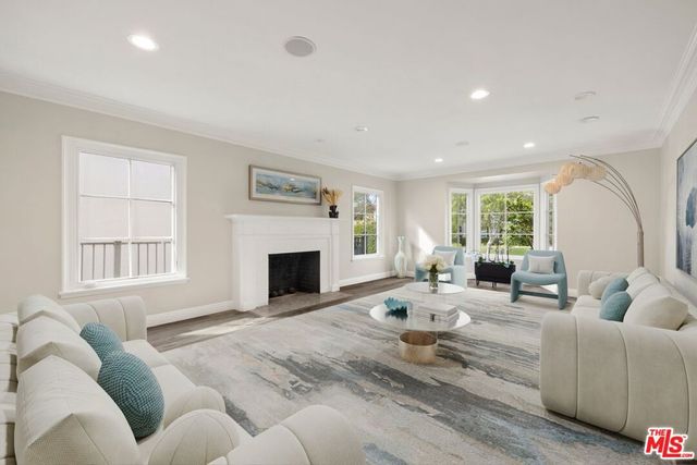 735 Thayer Avenue, Los Angeles, CA 90024