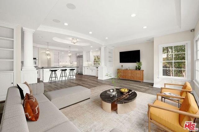 735 Thayer Avenue, Los Angeles, CA 90024