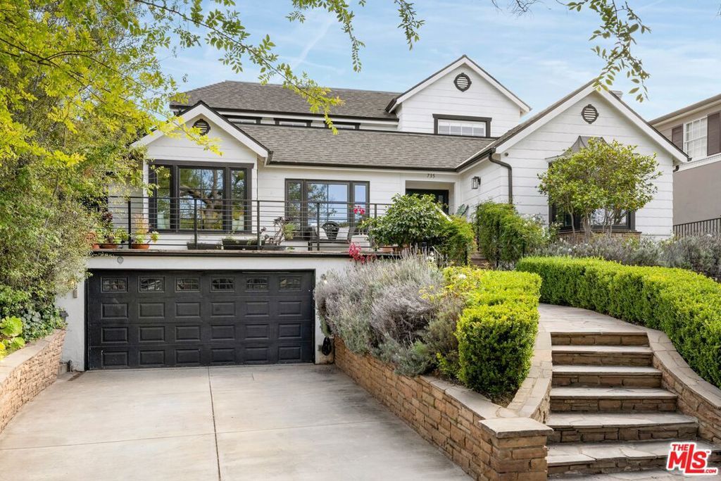 735 Thayer Avenue, Los Angeles, CA 90024