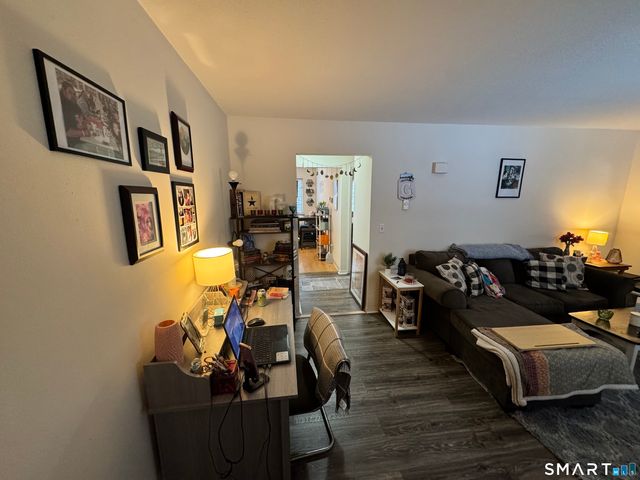 35 Mountain Village Road 16, Waterbury, CT 06706