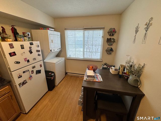 35 Mountain Village Road 16, Waterbury, CT 06706