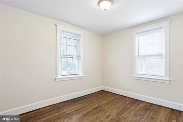 1108 WASHINGTON AVE, Martinsburg, WV 25401