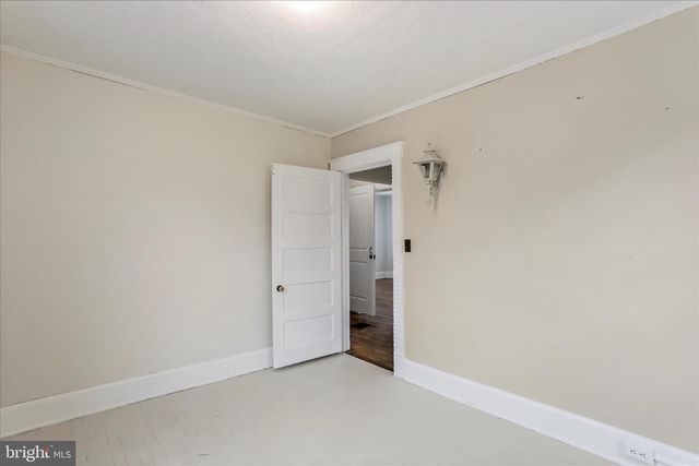 1108 WASHINGTON AVE, Martinsburg, WV 25401