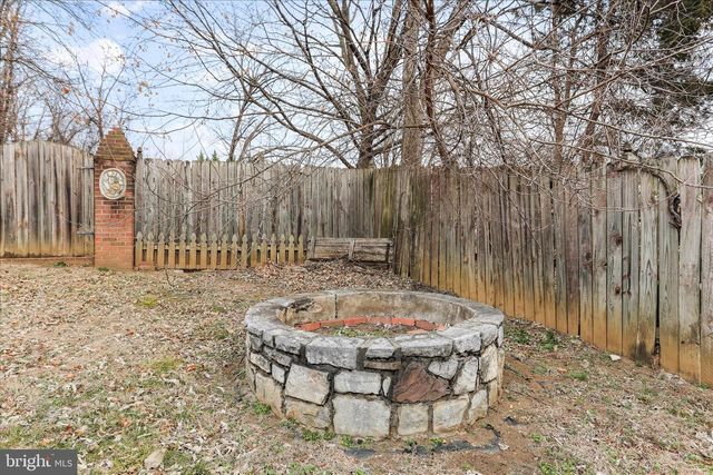 1108 WASHINGTON AVE, Martinsburg, WV 25401