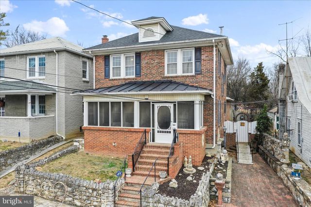 1108 WASHINGTON AVE, Martinsburg, WV 25401