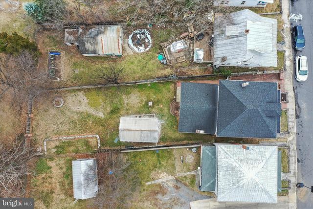 1108 WASHINGTON AVE, Martinsburg, WV 25401