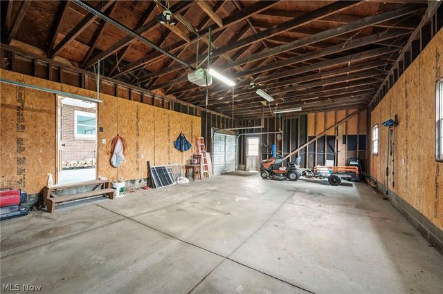 7211 Spencer Lake Road, Medina, OH 44256