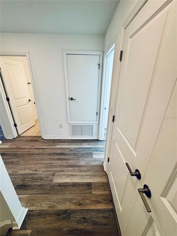 8525 LUNAR SKYE STREET, Sarasota, FL 34241