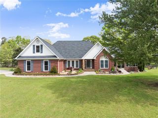 4841 Cobb Griffin, Gillsville, GA 30543