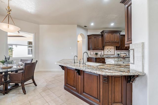 6766 E Carmalee Lane, Fresno, CA 93727