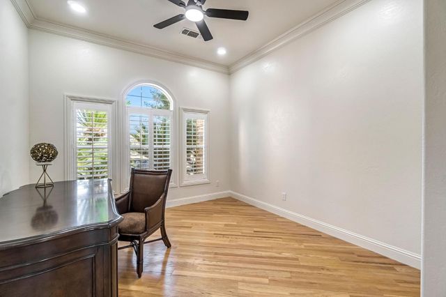 6766 E Carmalee Lane, Fresno, CA 93727