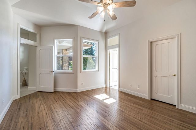 6766 E Carmalee Lane, Fresno, CA 93727