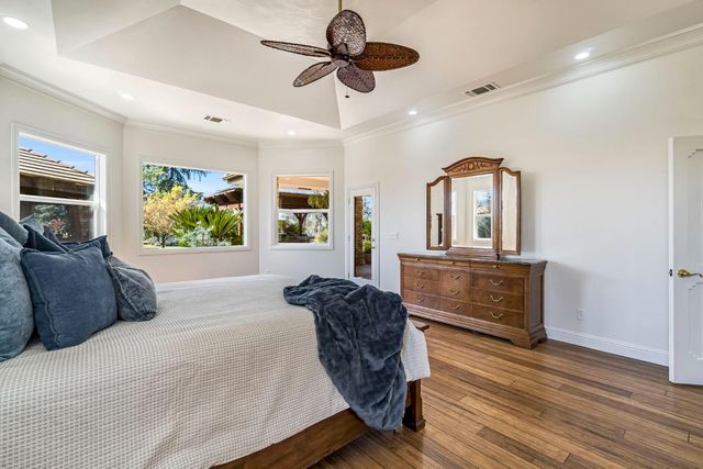 6766 E Carmalee Lane, Fresno, CA 93727