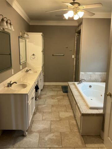 201 Woodhaven Drive, Minden, LA 71055