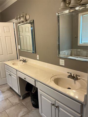 201 Woodhaven Drive, Minden, LA 71055