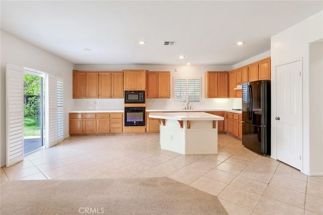 9140 Village Way, Riverside, CA 92508