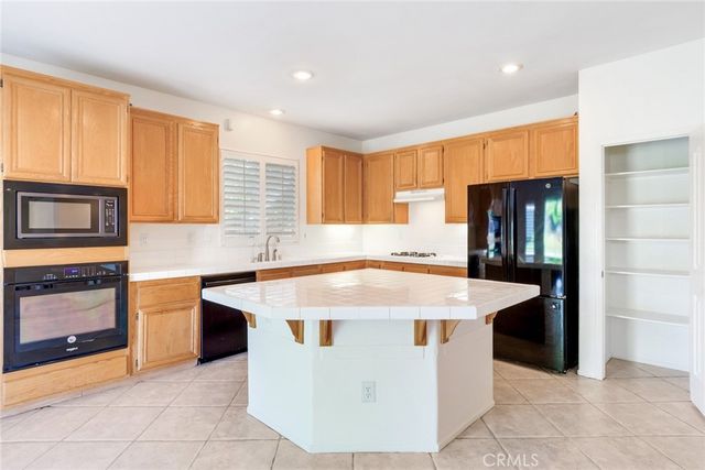 9140 Village Way, Riverside, CA 92508
