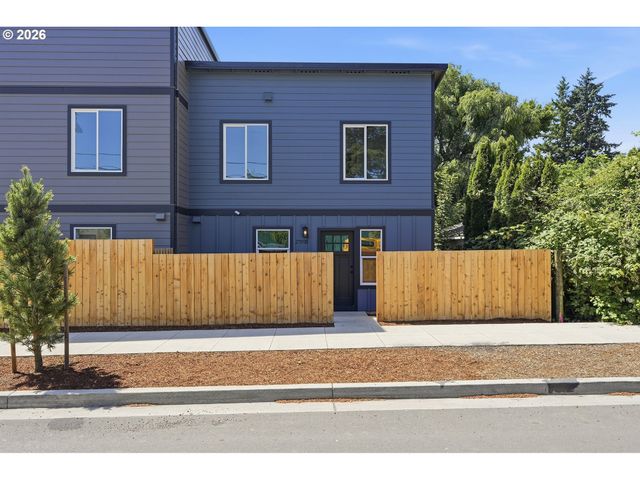 2701 Se 85th Ave B, Portland, OR 97266