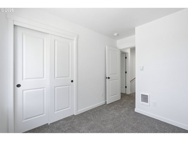 2701 Se 85th Ave B, Portland, OR 97266