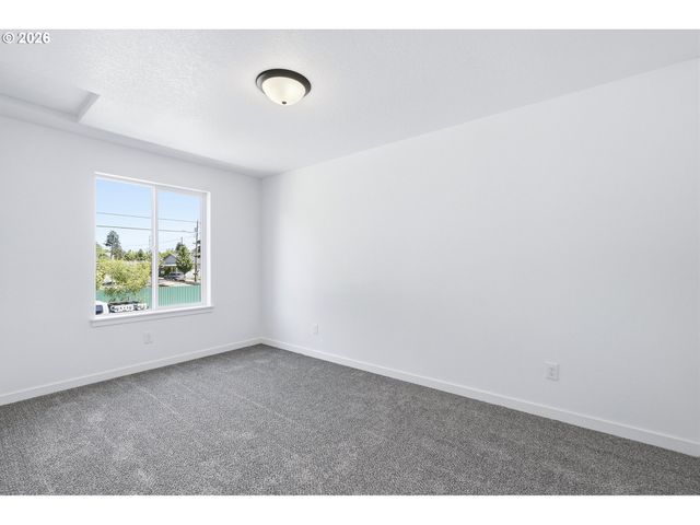 2701 Se 85th Ave B, Portland, OR 97266