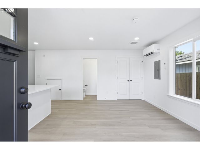 2701 Se 85th Ave B, Portland, OR 97266