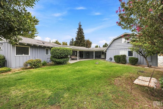 3641 Country Club Drive, Bakersfield, CA 93306