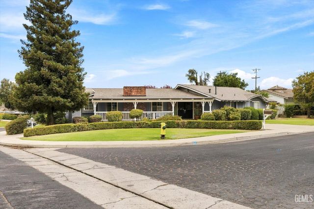 3641 Country Club Drive, Bakersfield, CA 93306