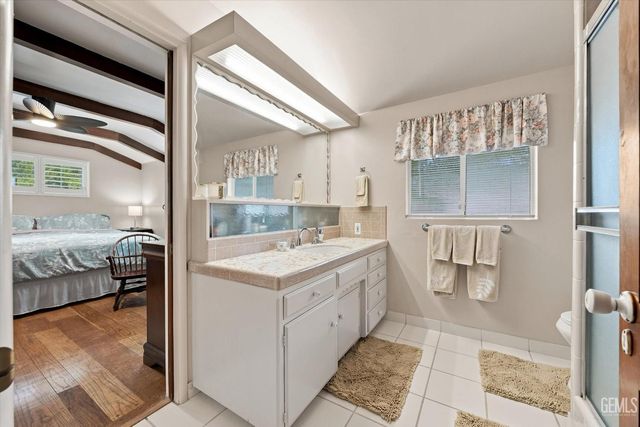 3641 Country Club Drive, Bakersfield, CA 93306