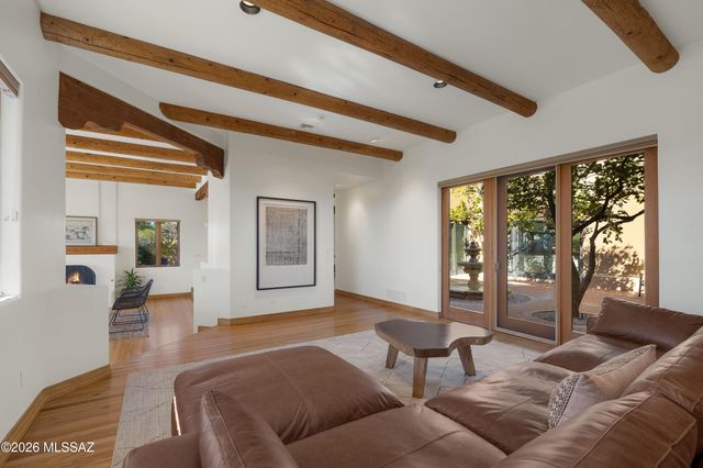 3550 E Calle Puerta De Acero, Tucson, AZ 85718