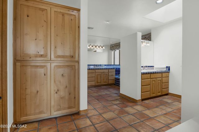 3550 E Calle Puerta De Acero, Tucson, AZ 85718