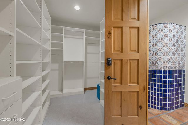 3550 E Calle Puerta De Acero, Tucson, AZ 85718