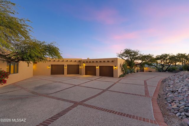 3550 E Calle Puerta De Acero, Tucson, AZ 85718