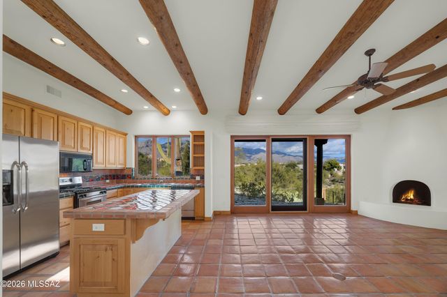 3550 E Calle Puerta De Acero, Tucson, AZ 85718
