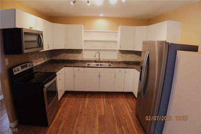 10 East Bonanza Road, Las Vegas, NV 89101